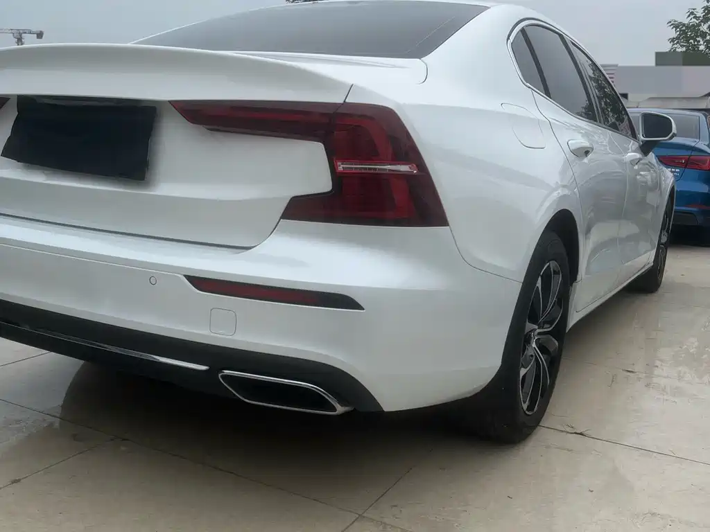 Volvo S60 — миниатюра 8
