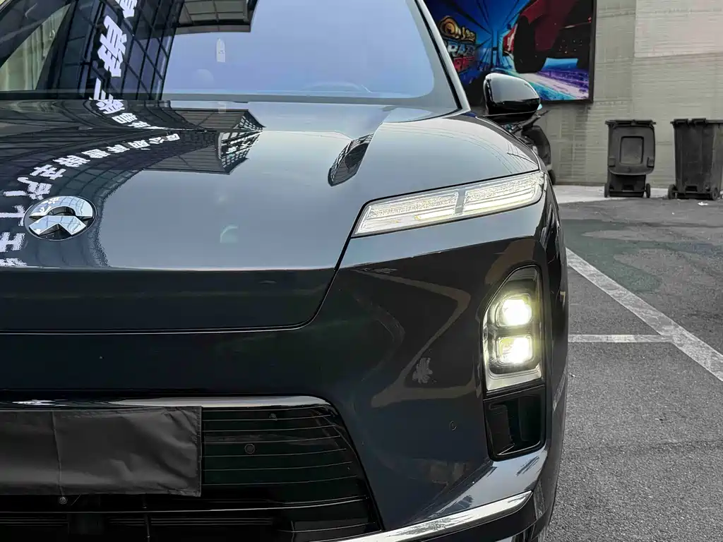 NIO ES8 — миниатюра 5
