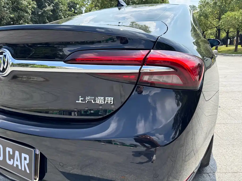 Buick LaCrosse — миниатюра 23