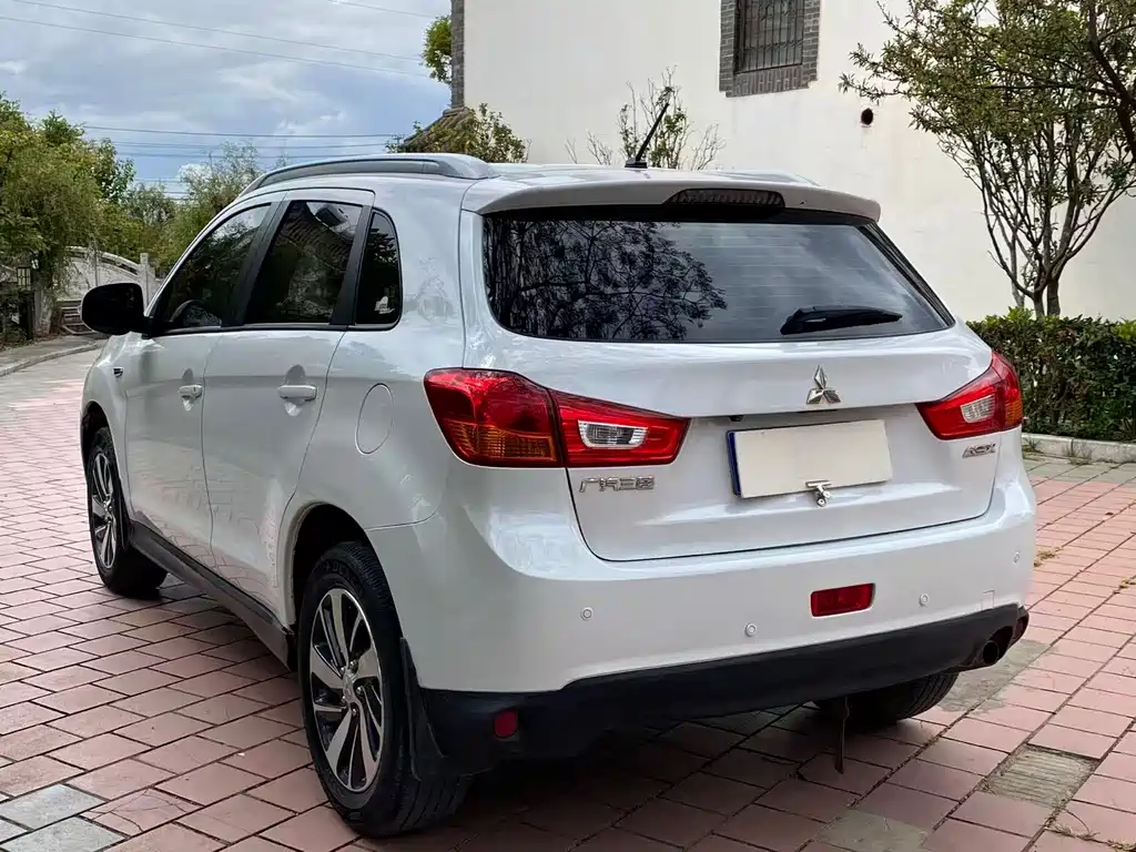 Mitsubishi ASX — миниатюра 13