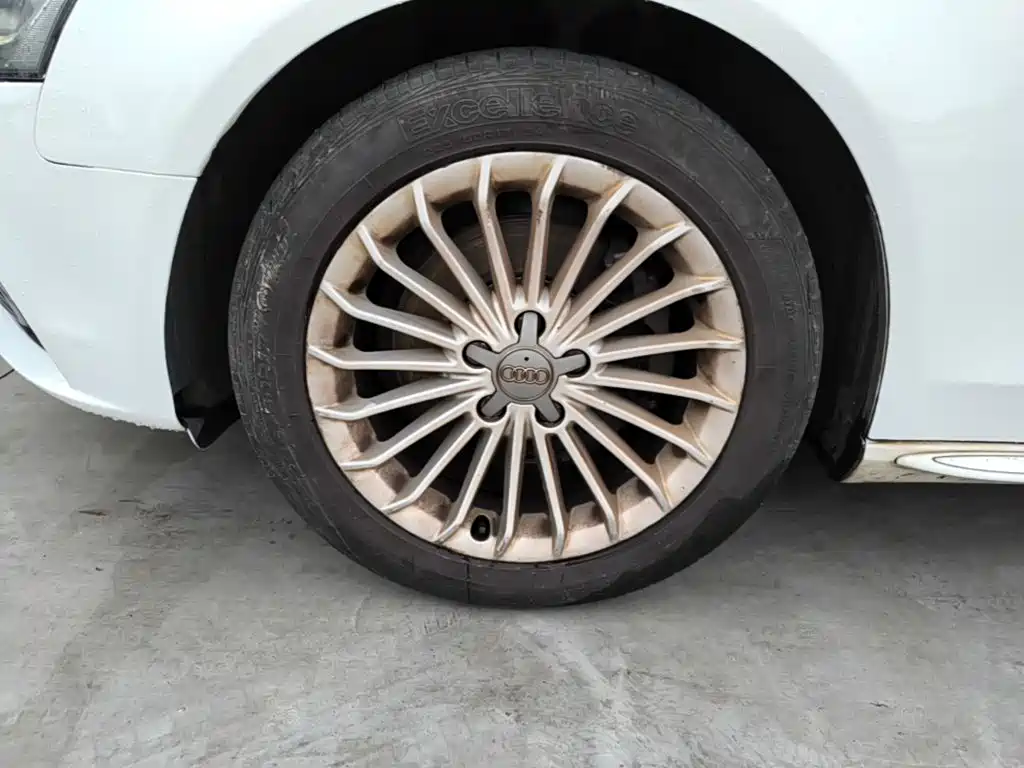 Audi A4L — миниатюра 23