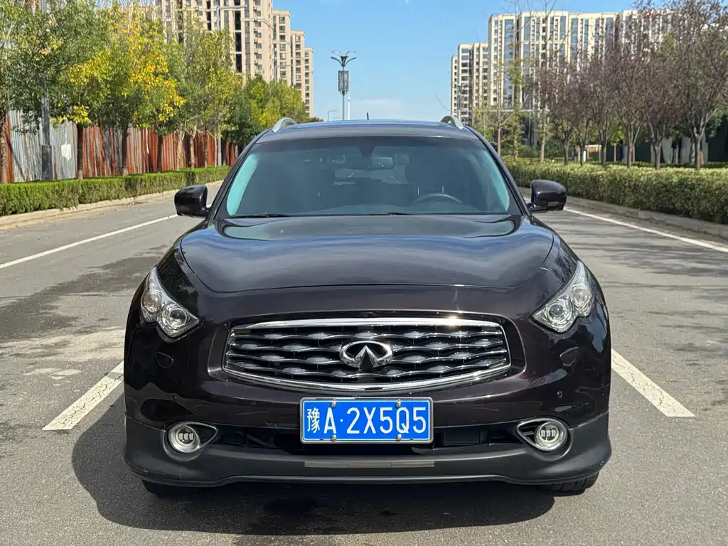 Infiniti FX — миниатюра 2