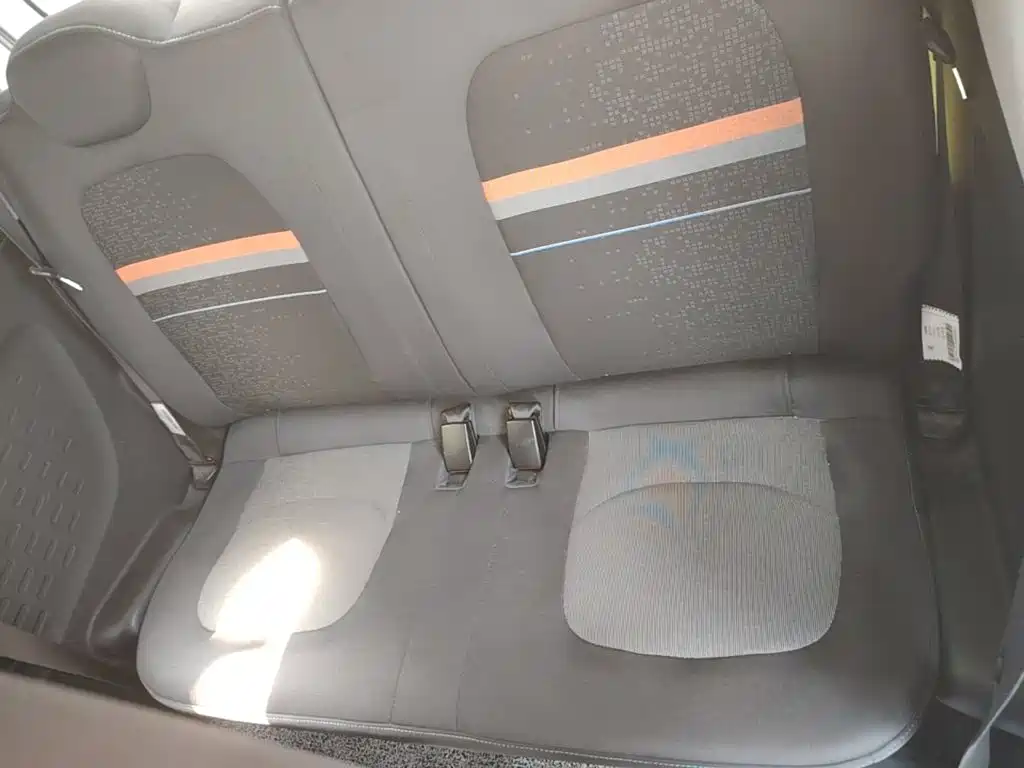 Wuling MINIEV — миниатюра 17