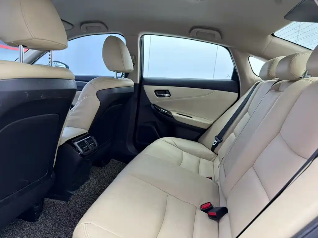 Honda Spirior — миниатюра 6