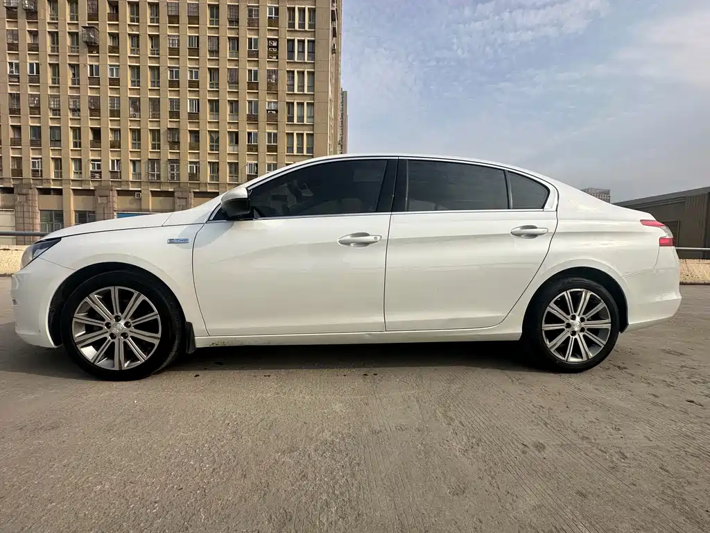 Peugeot 408 2018 350THP AT Luxury