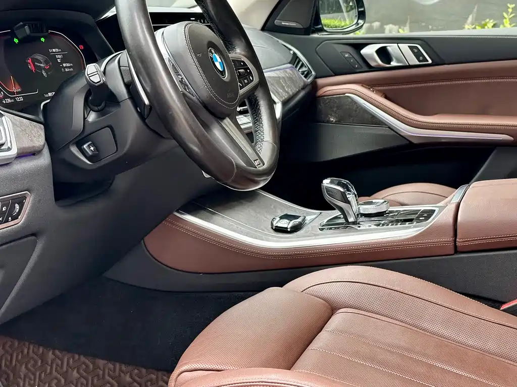 BMW X5 (Import) — миниатюра 8