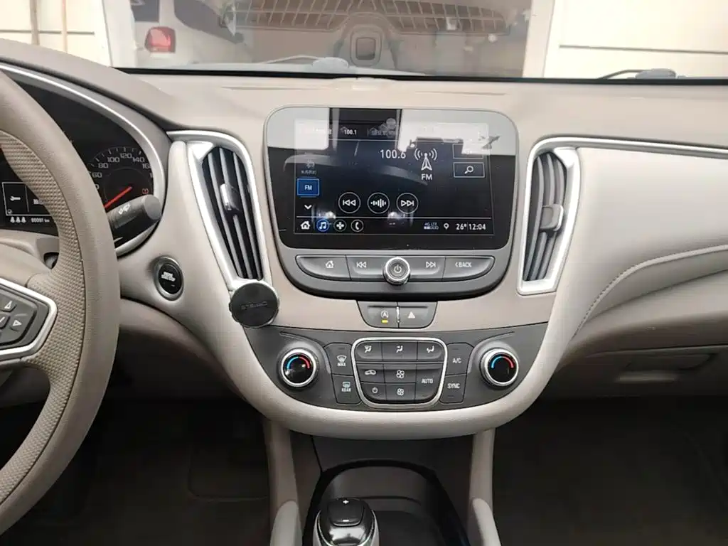 Chevrolet Malibu XL — миниатюра 13