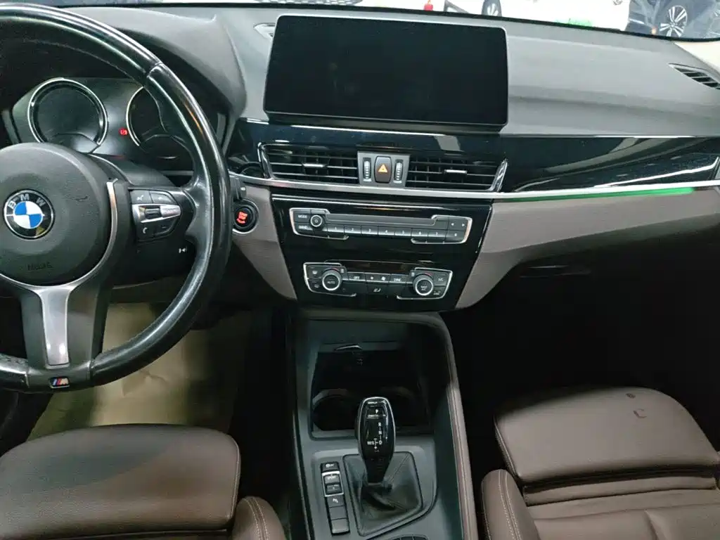 BMW X1 — миниатюра 13