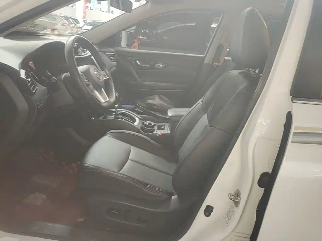 Nissan X-Trail — миниатюра 15