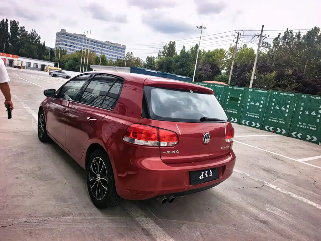 Volkswagen Golf — миниатюра 14
