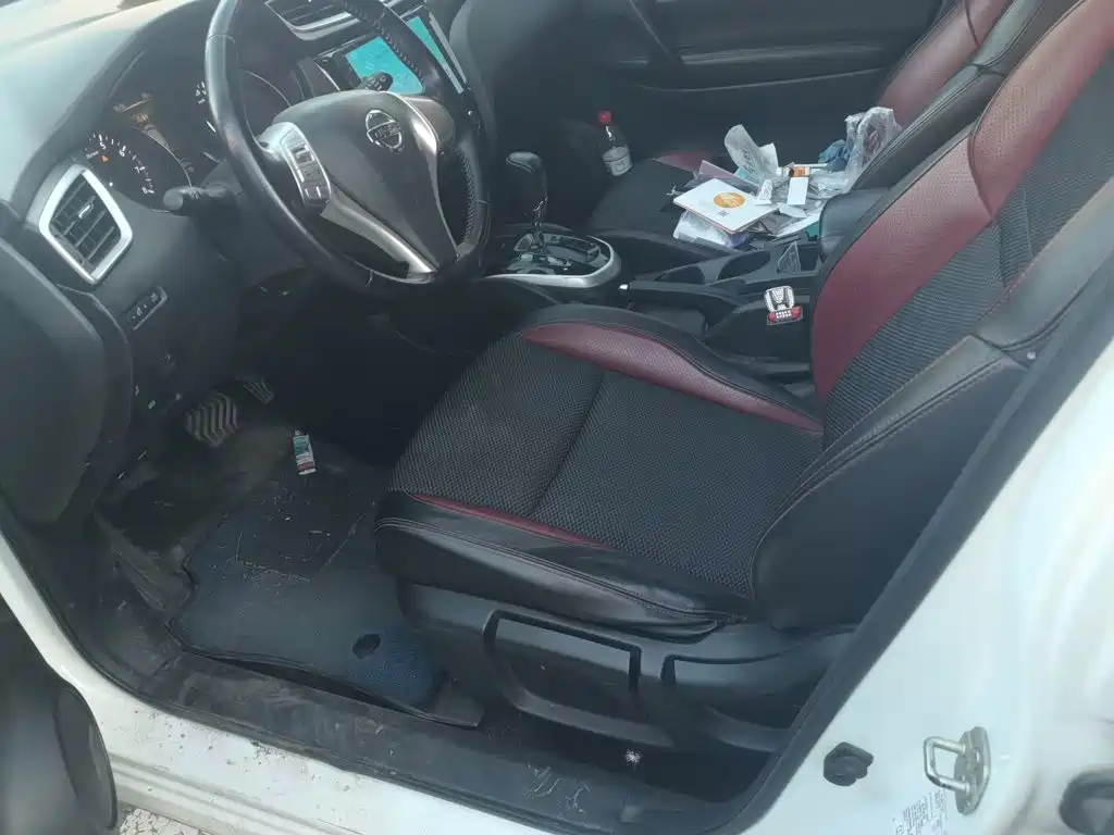 Nissan Qashqai — миниатюра 11