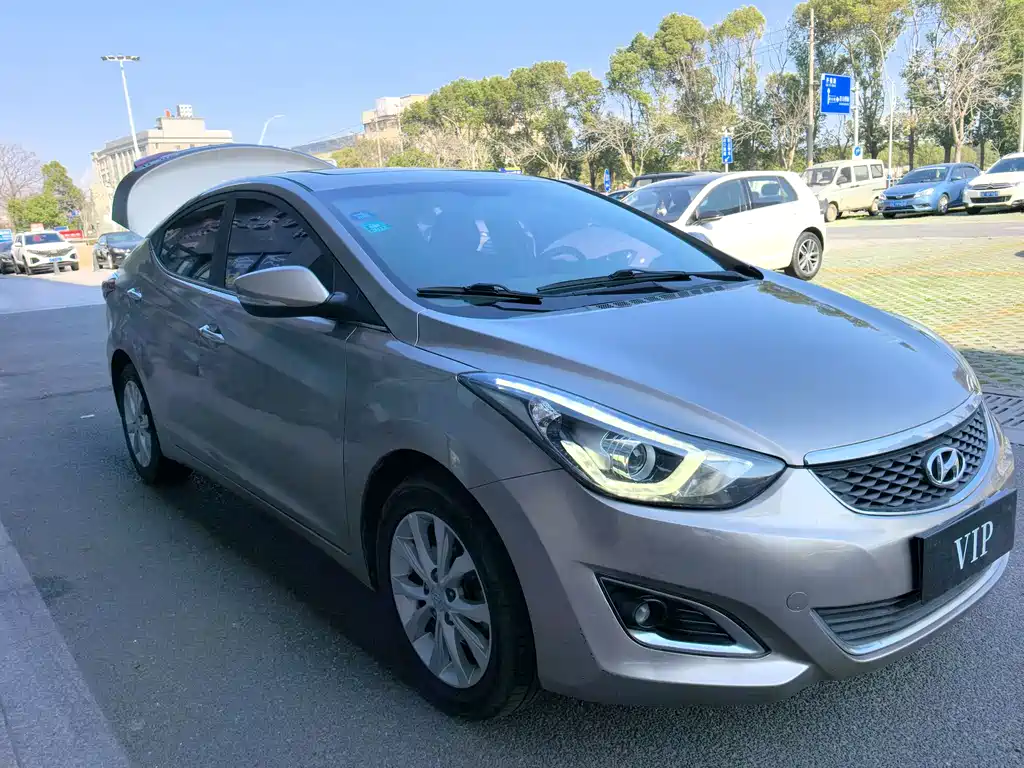 Hyundai Elantra Langdong 1.6L Auto Premium Type, фото 18