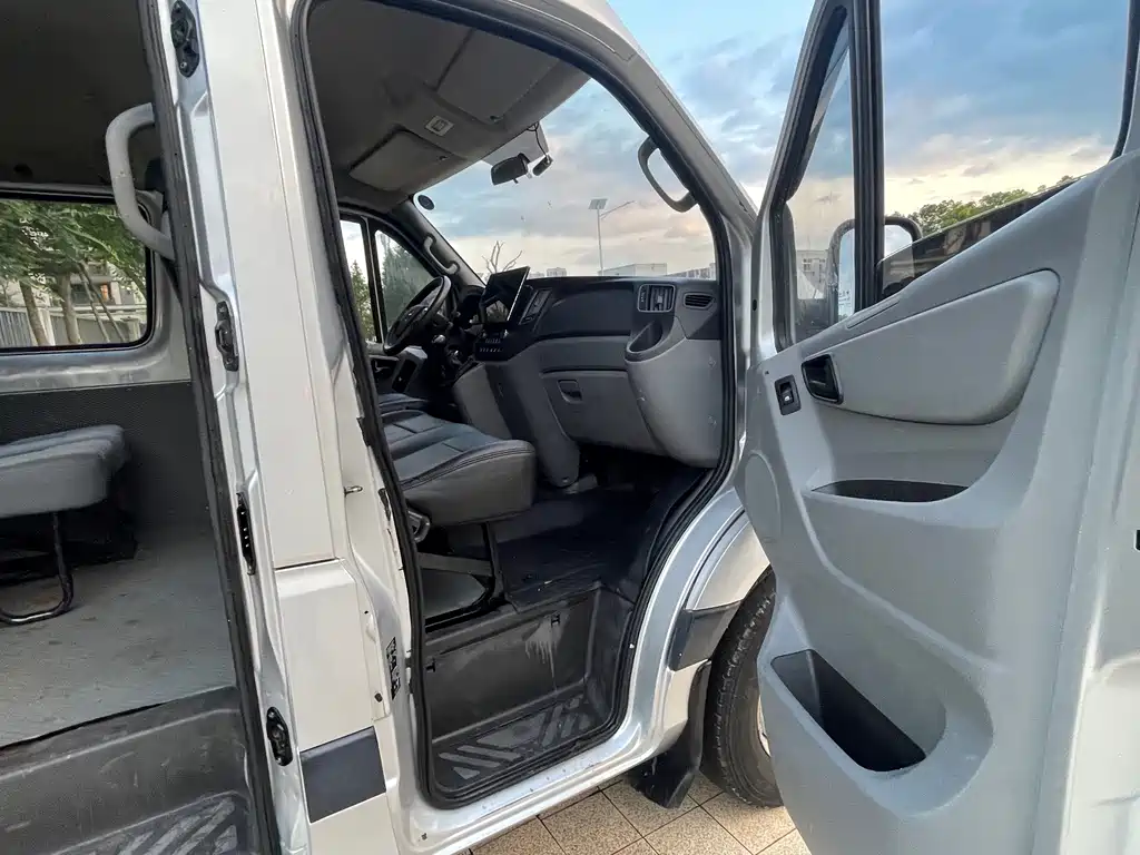 Foton Tuyano — миниатюра 12