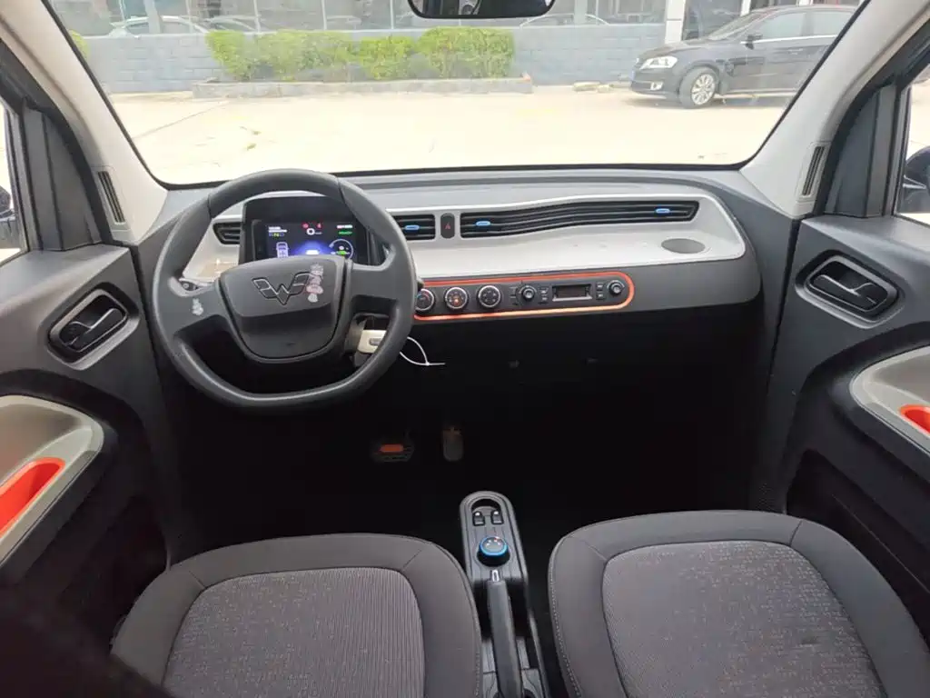 Wuling MINIEV — миниатюра 10