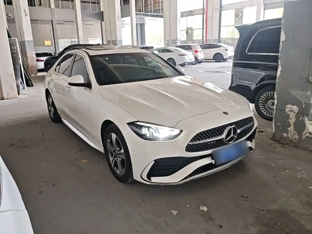 Mercedes-Benz C-Class — миниатюра 4