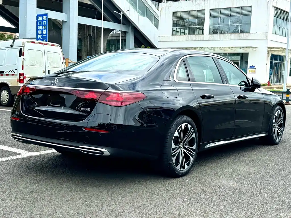 Mercedes-Benz E-Class New Energy — миниатюра 4