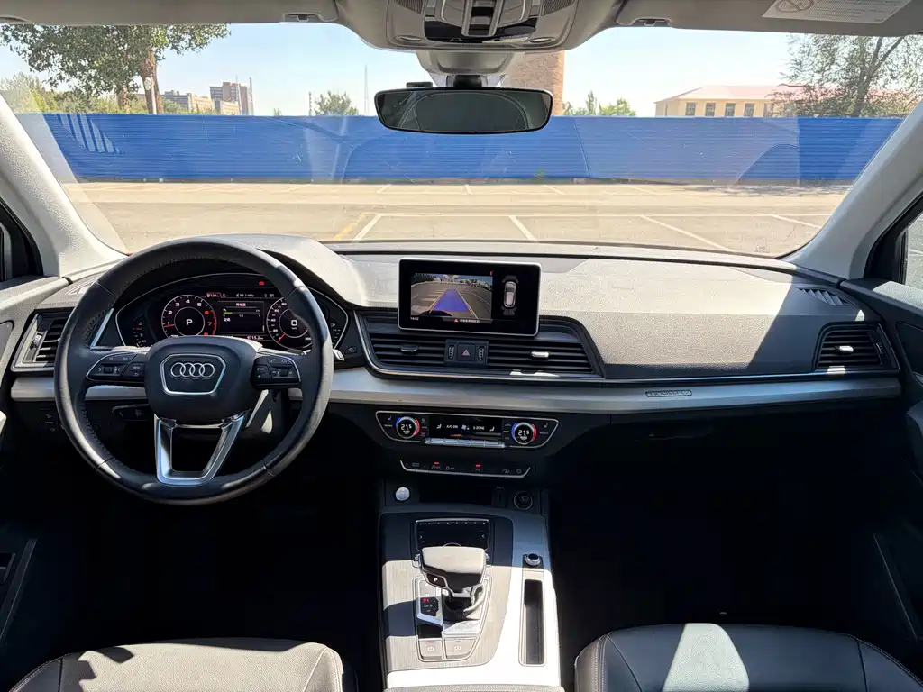 Audi Q5L — миниатюра 9