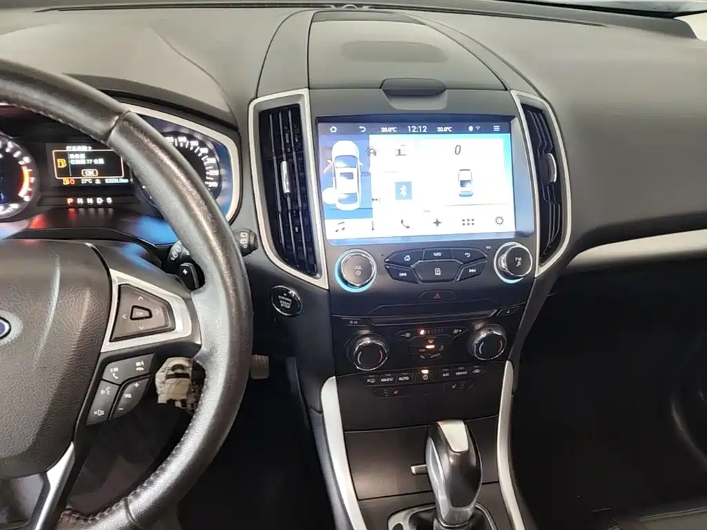 Ford Edge — миниатюра 13
