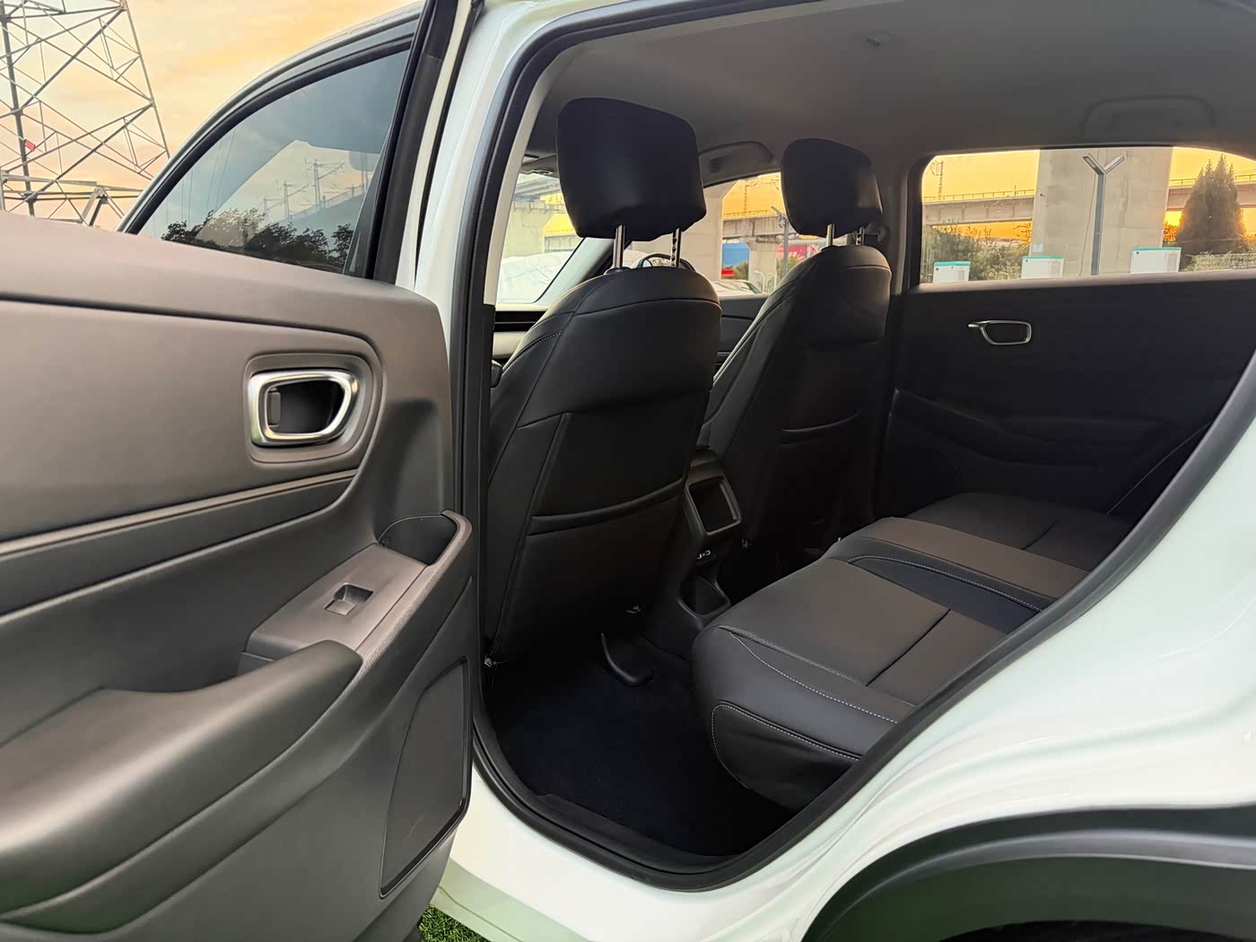 Honda XR-V 1.5 л 2023 г. Белый, пробег 30000 км