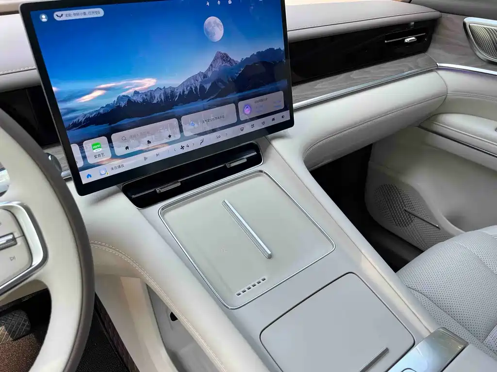 Wuling Xingguang L — миниатюра 15
