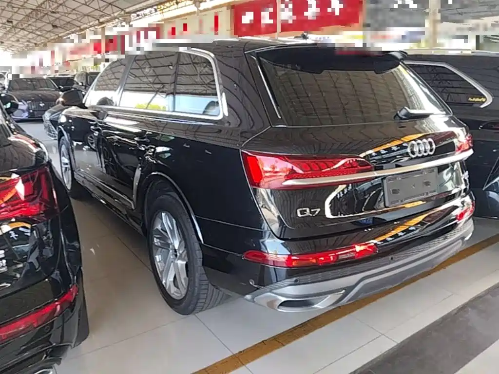 Audi Q7 2021 45 TFSI quattro S line Sport