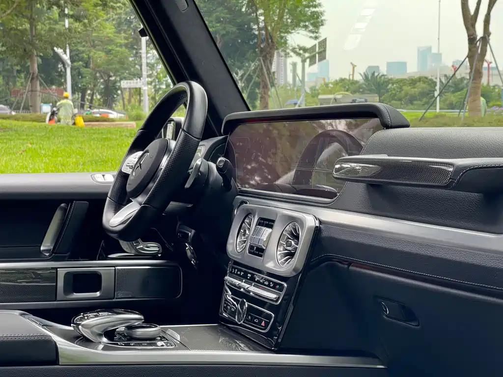Mercedes-Benz G-Class — миниатюра 17