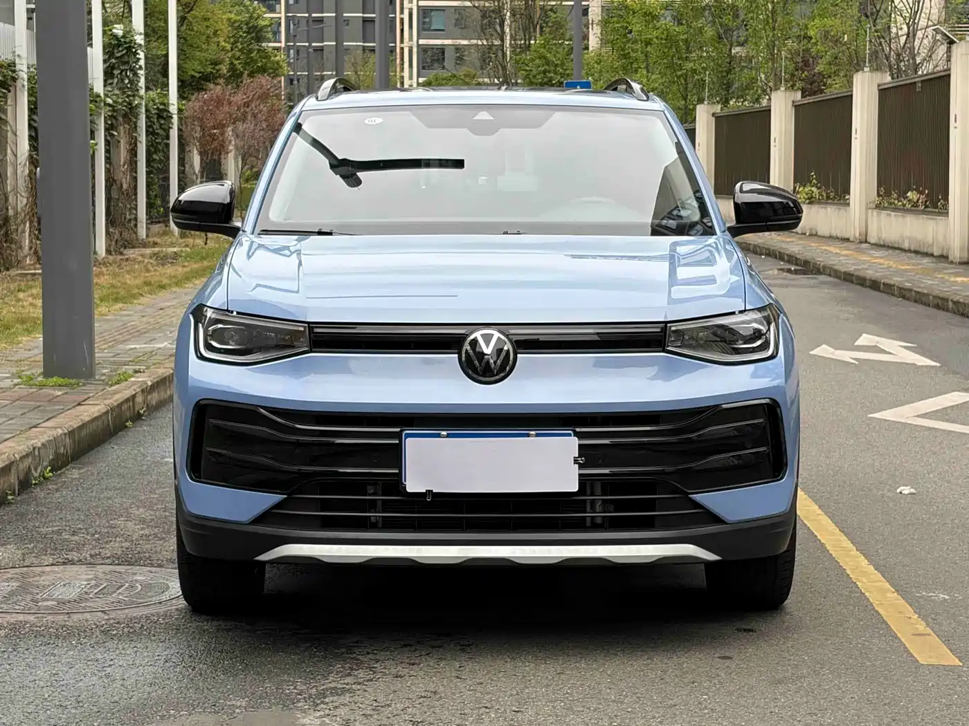 Volkswagen Tharu