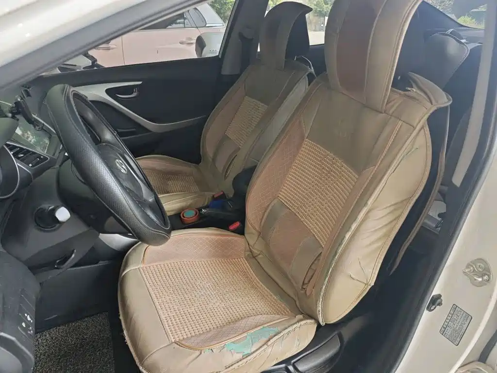 Hyundai Elantra Langdong — миниатюра 11