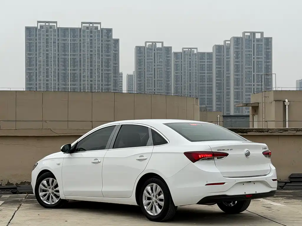 Buick Excelle — миниатюра 6