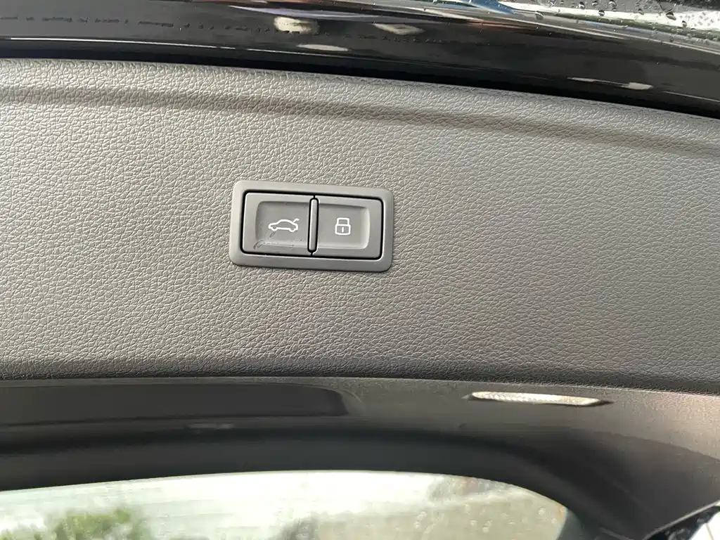 Audi Q5L — миниатюра 14