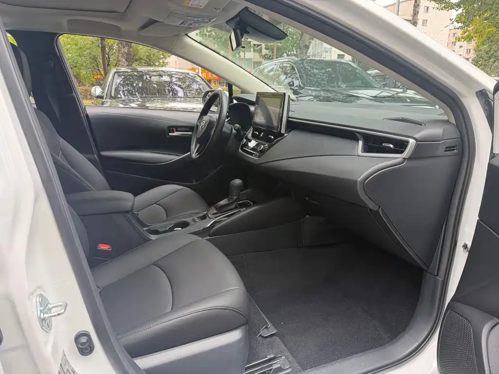 Toyota Corolla — миниатюра 10