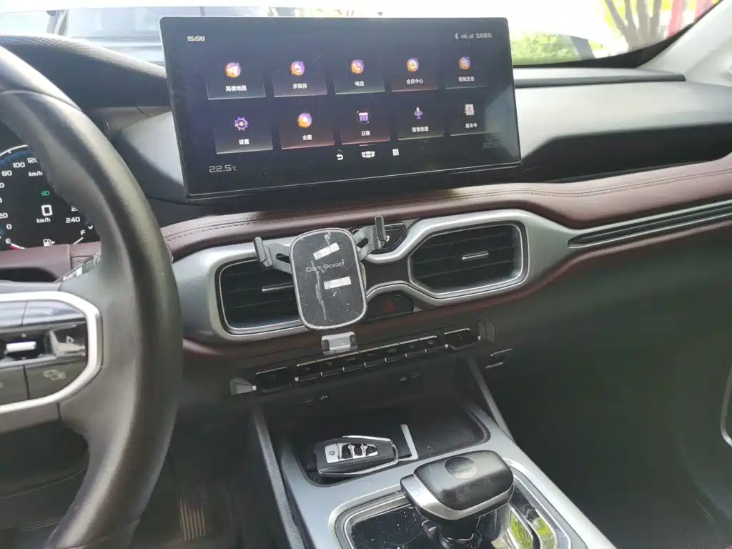 Geely Haoyue 2022 1.8TD DCT Luxury 7 мест