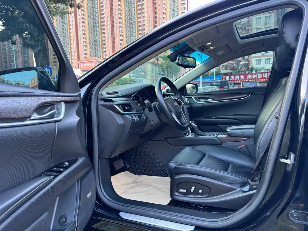 Cadillac XTS — миниатюра 8