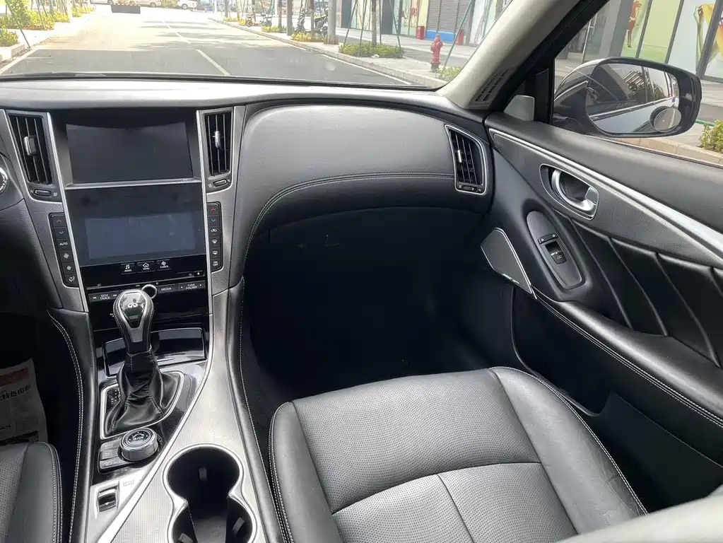 Infiniti Q50L — миниатюра 8