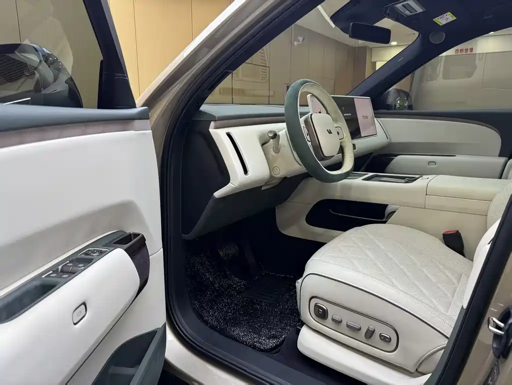Li Auto Li L9 — миниатюра 4