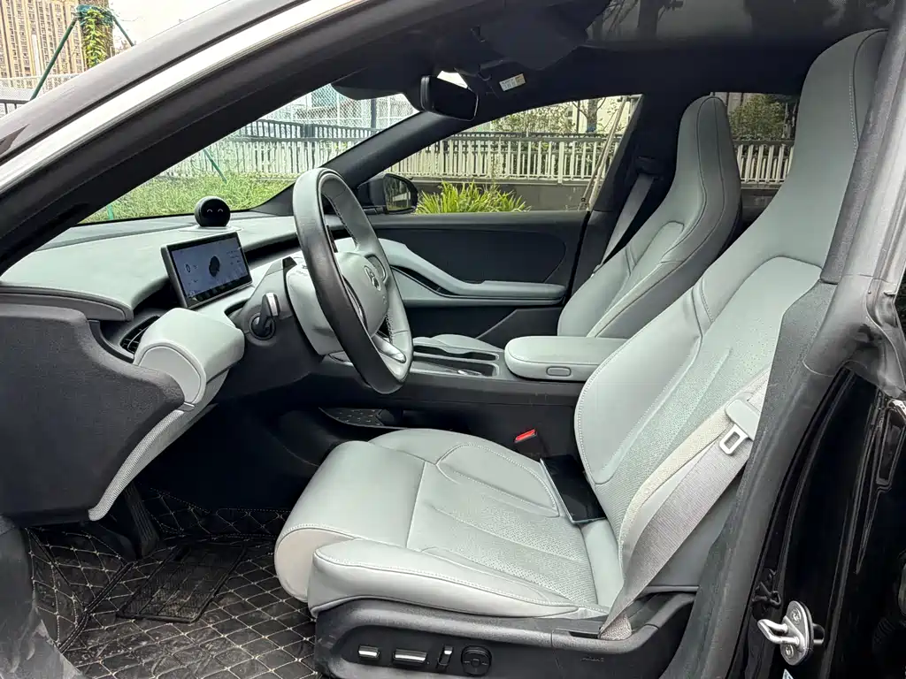 NIO ET5T — миниатюра 8