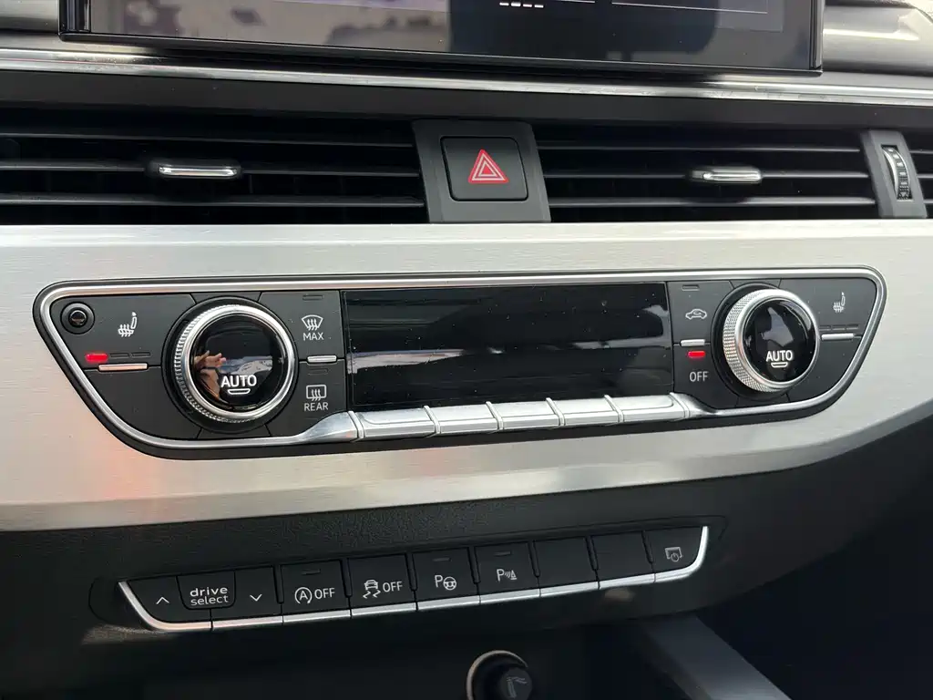 Audi A4L — миниатюра 16