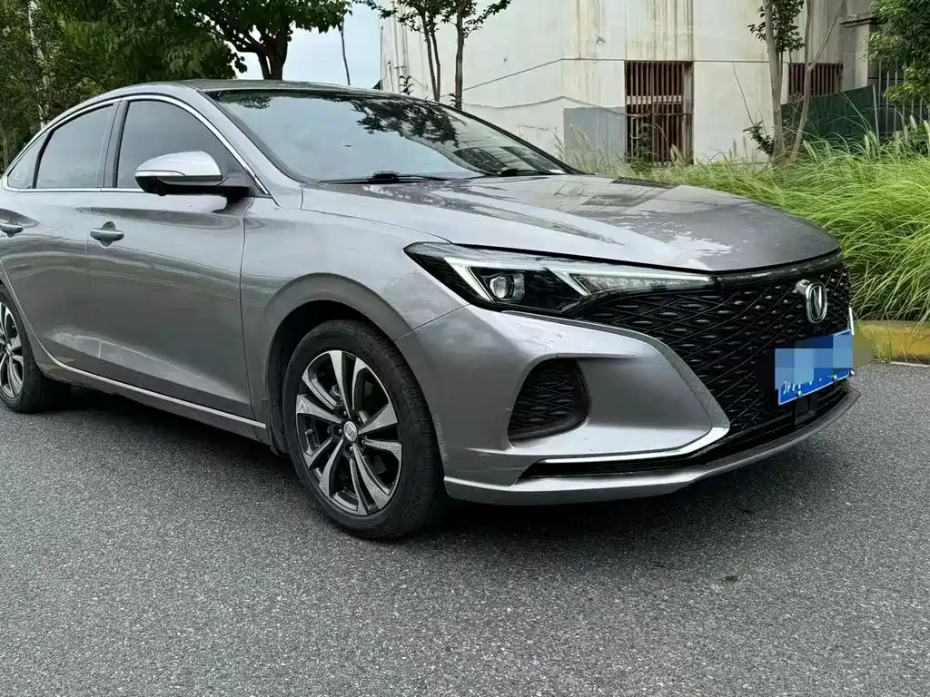 Changan Eado — миниатюра 3