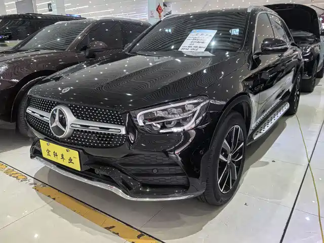 MERCEDES-BENZ GLC