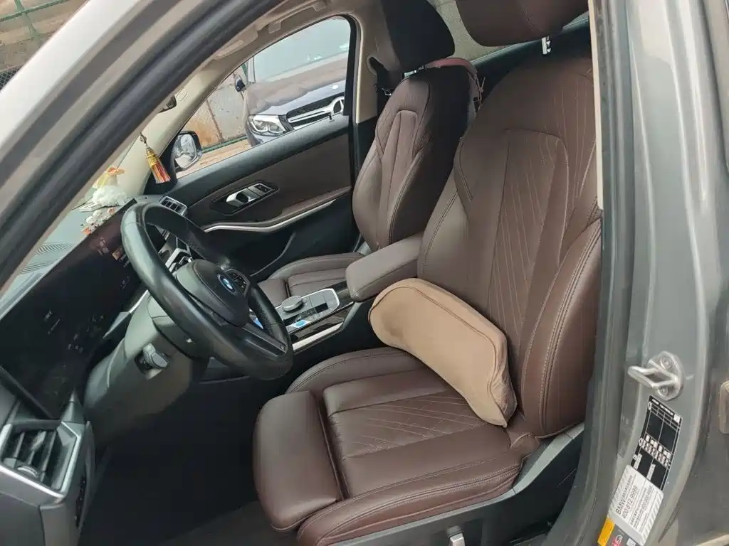 BMW i3 — миниатюра 8