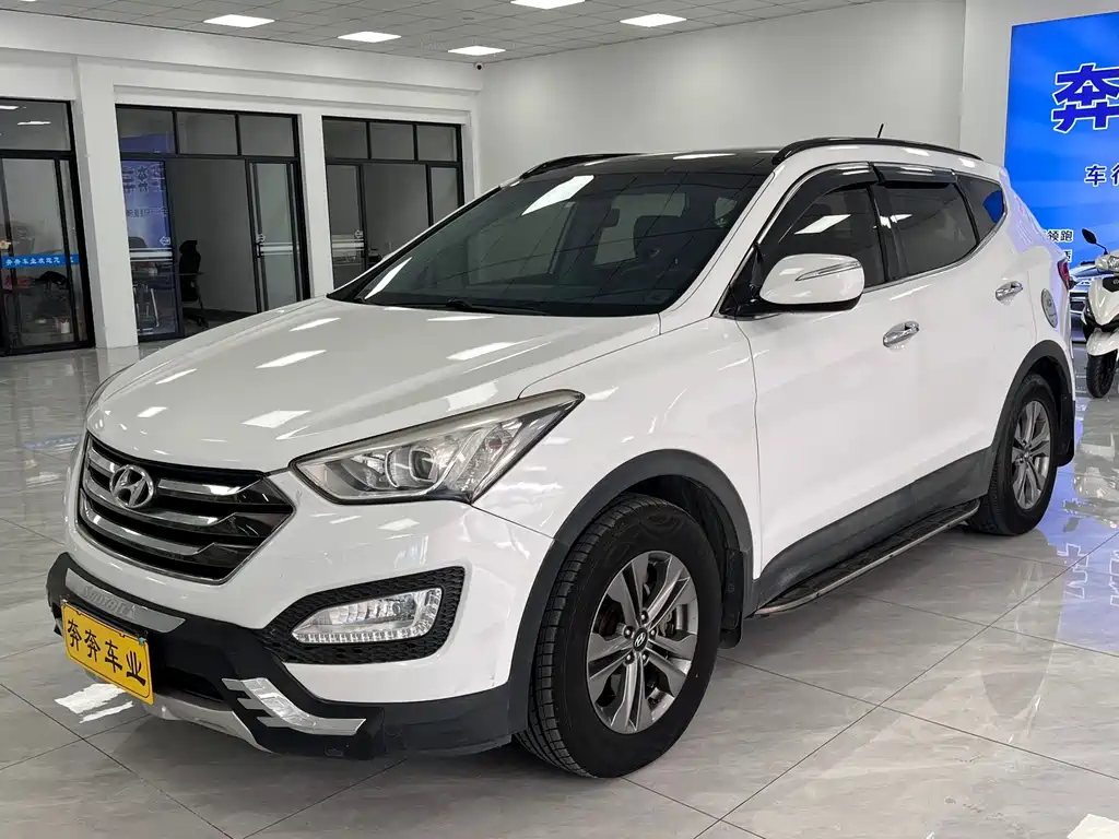 Hyundai Santa Fe 2014