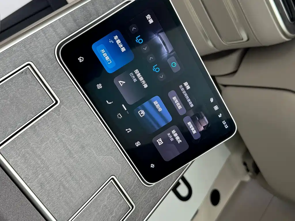 NIO ES9 — миниатюра 17