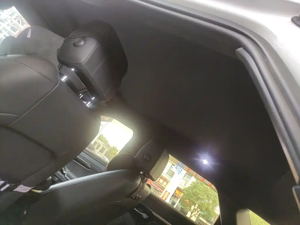 Land Rover Evoque — миниатюра 18
