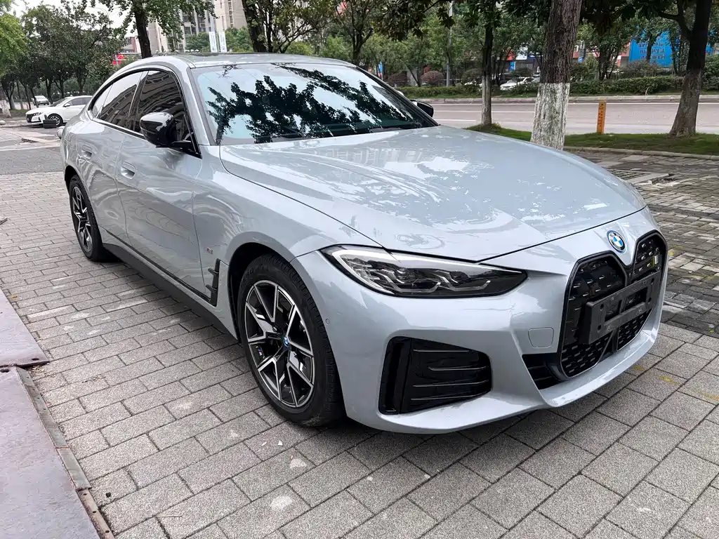 BMW i4 — миниатюра 3