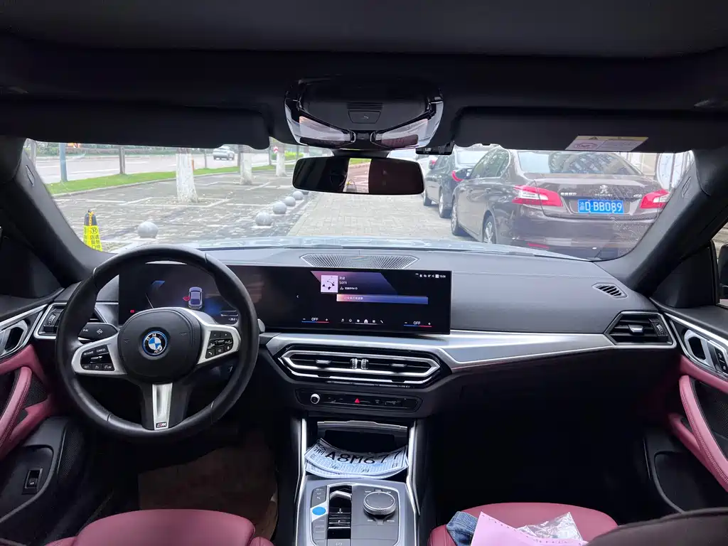 BMW i4 — миниатюра 11