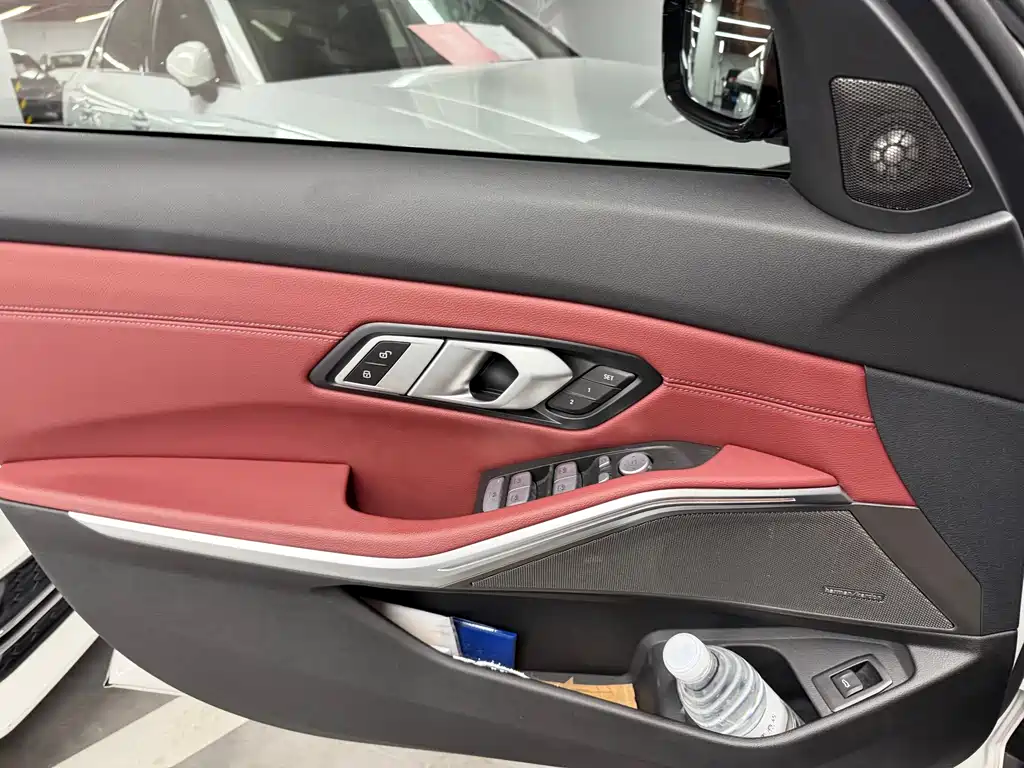 BMW 3 Series — миниатюра 4