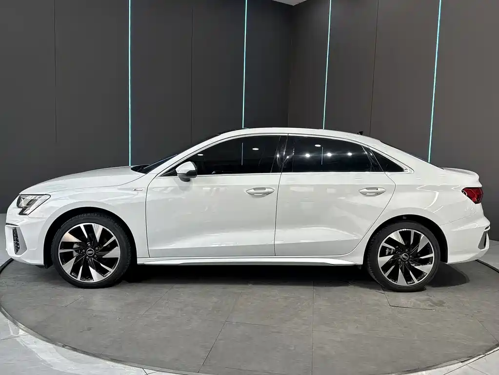 Audi A3 2024 A3L Limousine 35 TFSI Fashion Sport