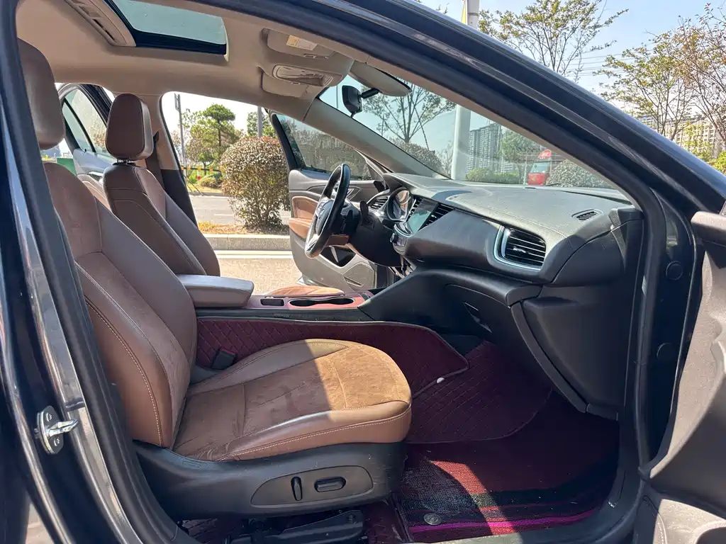 Buick Regal — миниатюра 10