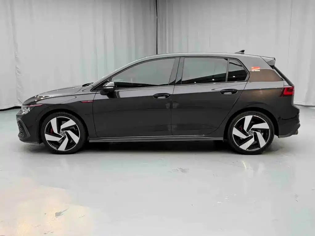 Volkswagen Golf GTI — миниатюра 10