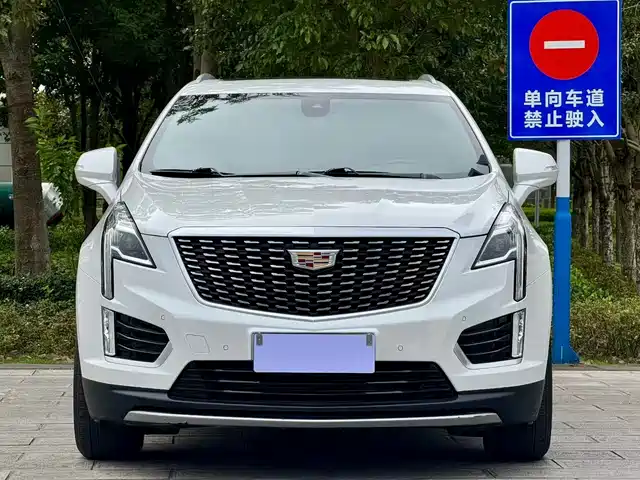 CADILLAC XT5